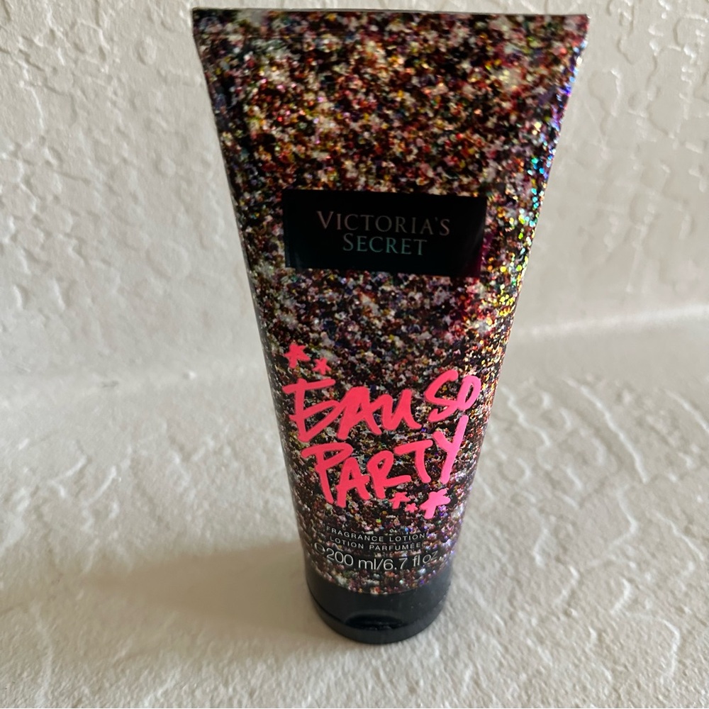 Victoria's Secret Glitter Multi-Color Body Lotion - Pink Accents